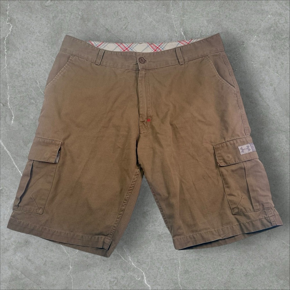 Under Armour Mens 38 Loose Fit Cargo Shorts Khaki Tan Beige Shorts Hiking Casual